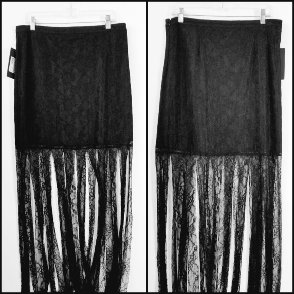 NEW! MARCIANO Lace Car Wash Skirt Large. - Picture 4 of 7
